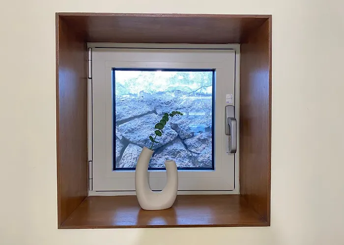 Apartment 지하철 2분 , 6인3룸4베드 ,독채 , 마당 ,동대문 명동 경복궁 10분 ,성수 홍대 20분