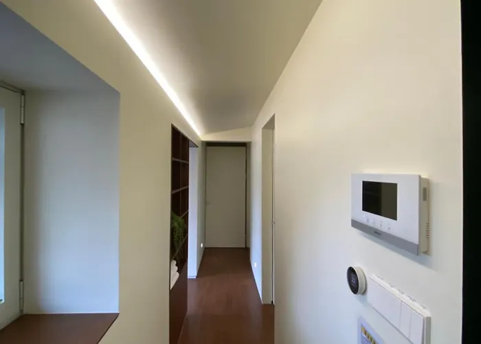 Apartment 지하철 2분 , 6인3룸4베드 ,독채 , 마당 ,동대문 명동 경복궁 10분 ,성수 홍대 20분 Seoul