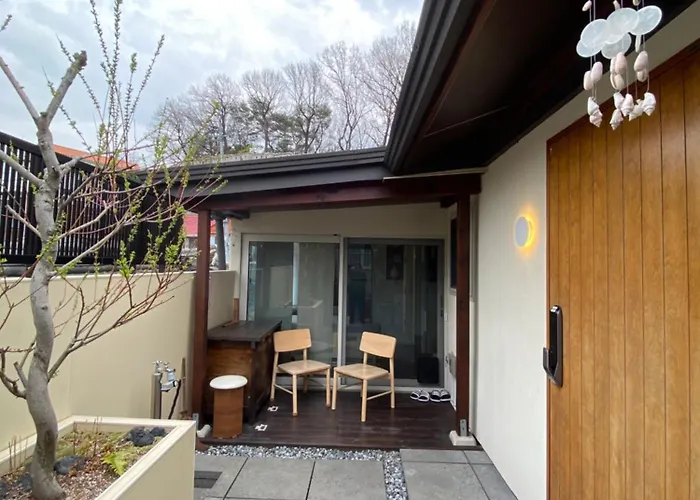 Apartment 지하철 2분 , 6인3룸4베드 ,독채 , 마당 ,동대문 명동 경복궁 10분 ,성수 홍대 20분